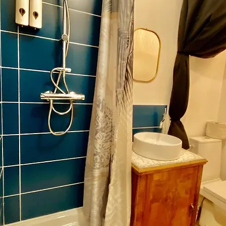 아파트 Stationnement Gratuit - Acces Independant